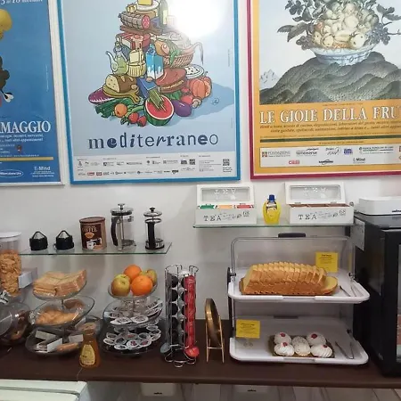 Oda ve Kahvaltı Leo