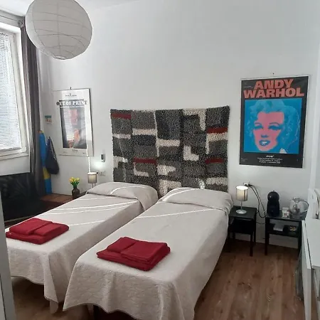 Leo Bed & Breakfast 4*