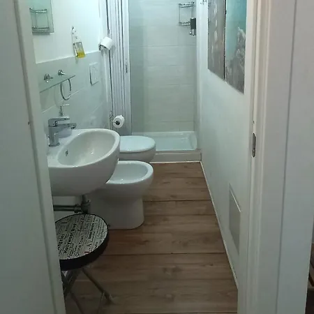 Leo 4* Cagliari
